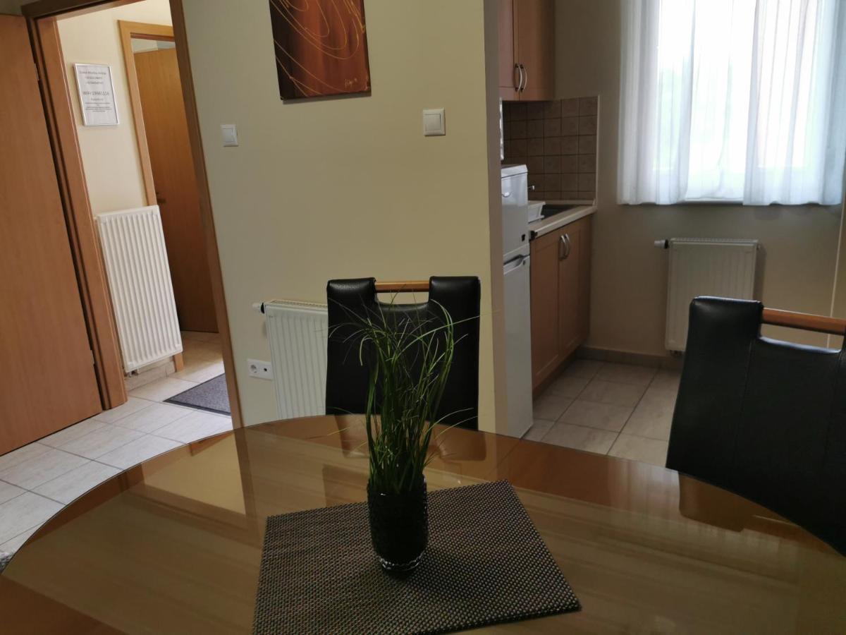 Csabai Apartman Bük Esterno foto