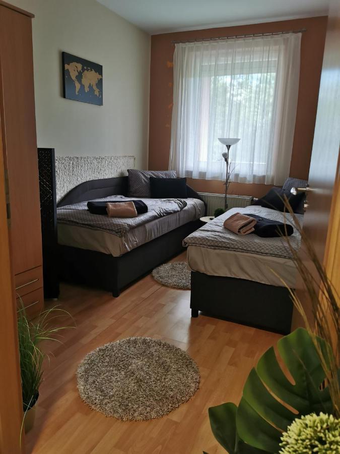 Csabai Apartman Bük Esterno foto