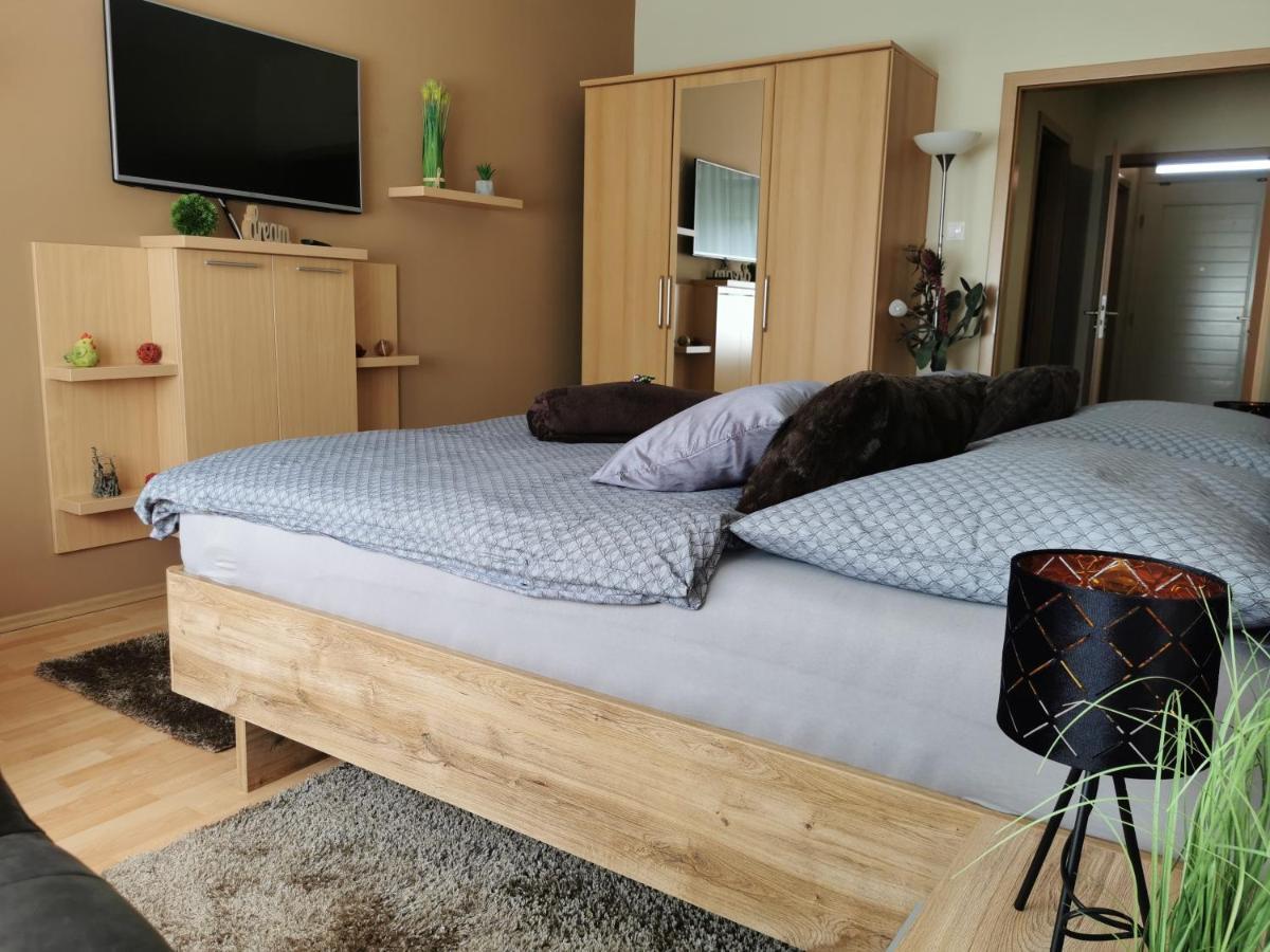 Csabai Apartman Bük Esterno foto